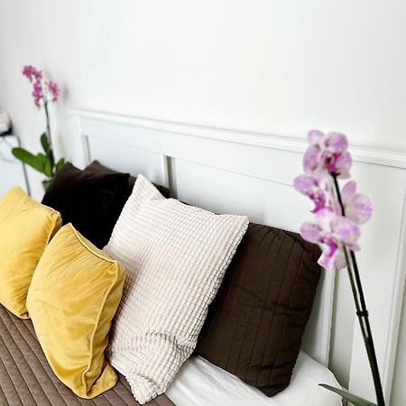 Cozy Modren Apartment On Malvarrosa Beach Valence Extérieur photo