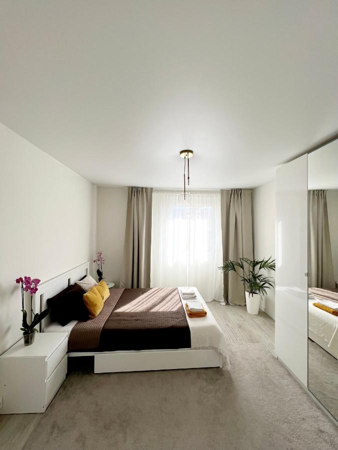 Cozy Modren Apartment On Malvarrosa Beach Valence Extérieur photo